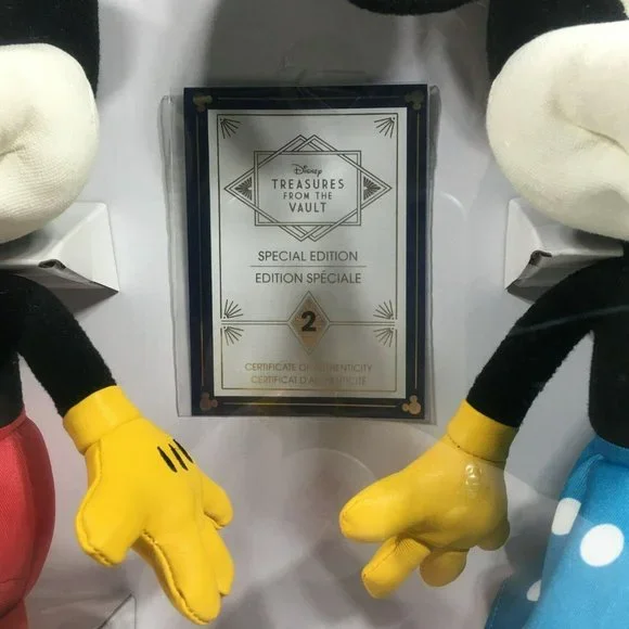 Disney Treasures From The Vault Limited Edition Mickey & Minnie Mouse Plush 15"